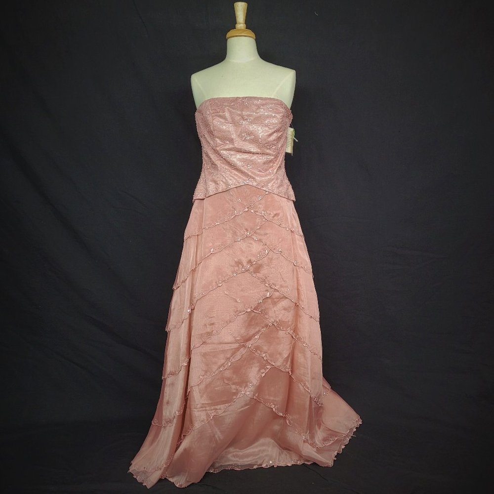 Brand NWT never worn boutique Ballgown Dress